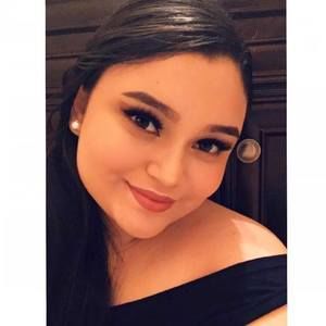 Meet your Posher, Daniela